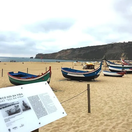 Dom Dinis Beach Apartment *
